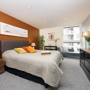 Dennison House Apartament